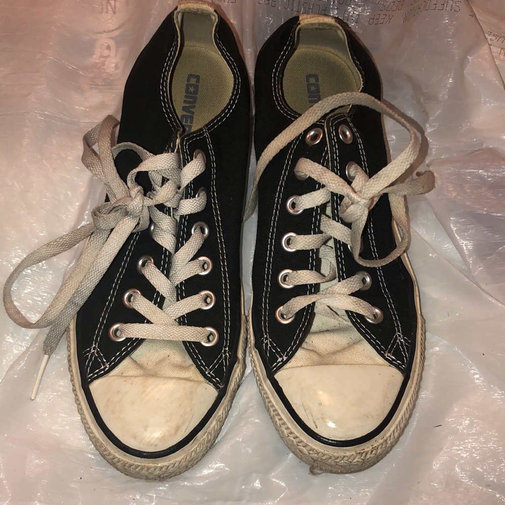 Black & white converse